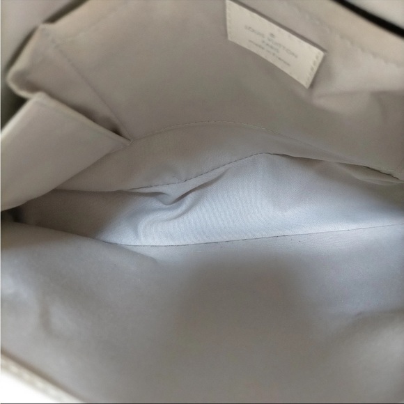 Louis Vuitton Epi BB Sunrise Satchel Bag - Picture 8 of 9